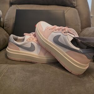Wmns Air Jordan 1 elevate low size 11